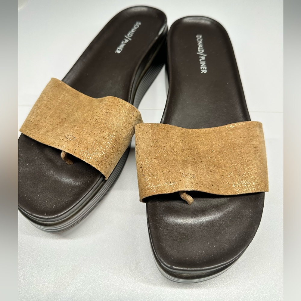 DONALD PLINER FIJI Slides Brown Gold Sz 10